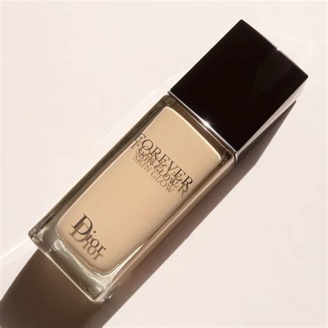 dior forever skin glow foundation douglas|Dior forever glow foundation reviews.